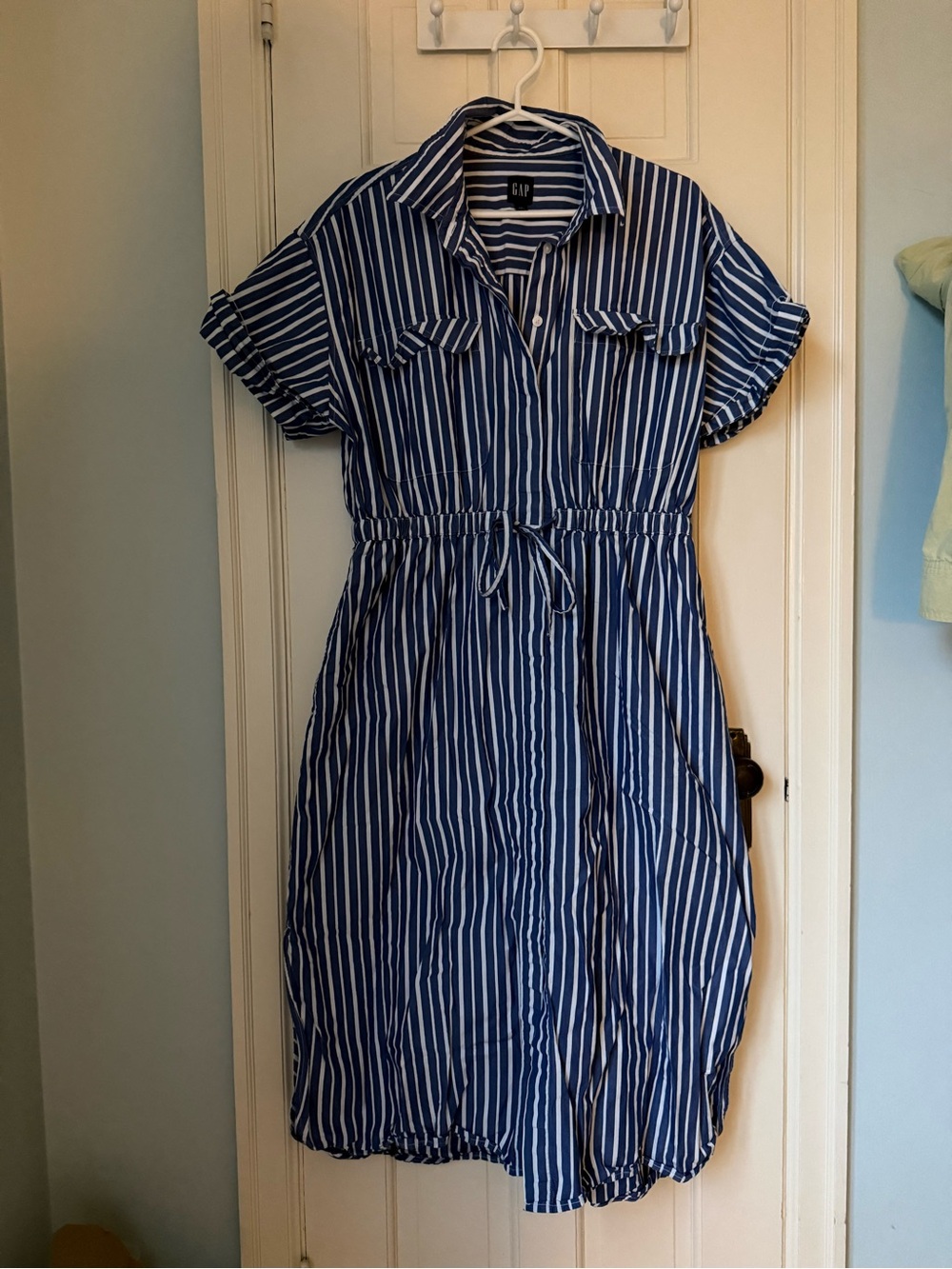 GAP Blue and White Striped Midi Shirt Dress, 100% cotton, size Large, pockets - Picture 5 of 9